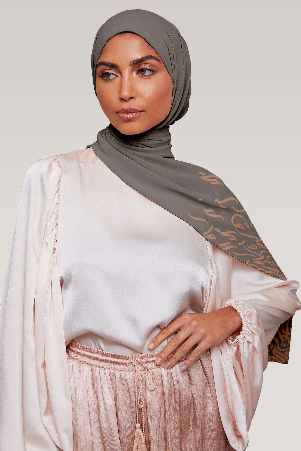 Huruf- Chestnut Brown