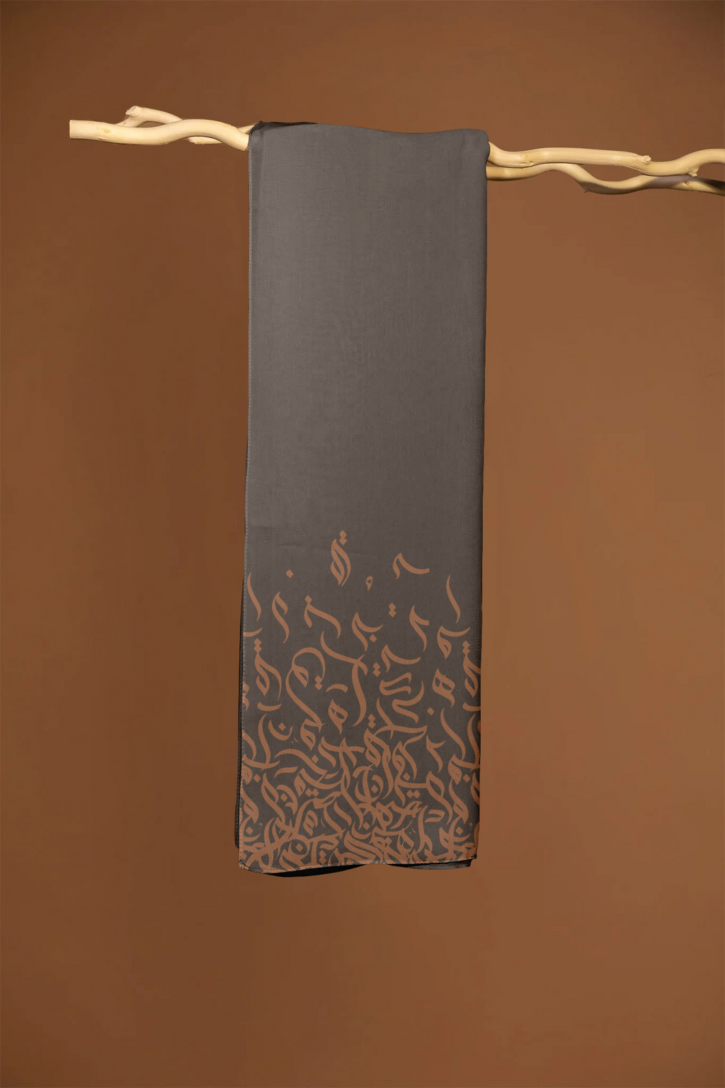 Huruf- Chestnut Brown