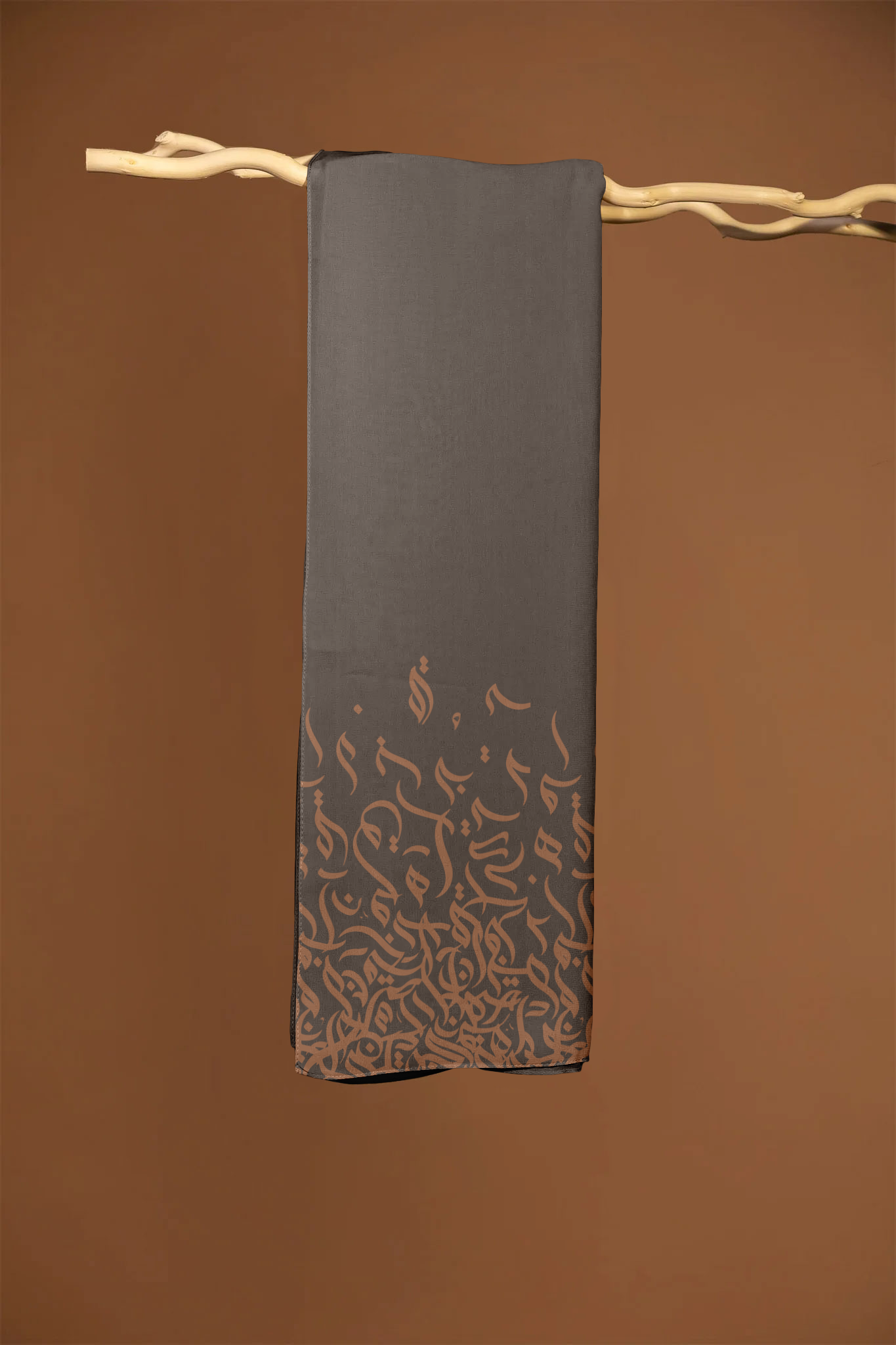 Huruf- Chestnut Brown